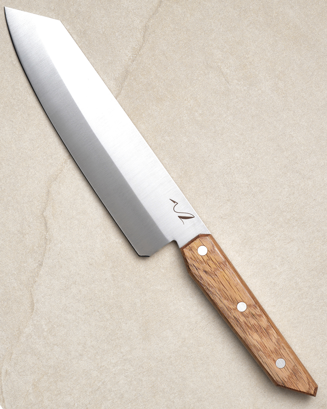 Rame de bois Chef plume antique , patine d'origine, mesure 60 po de long Rame de bois Chef plume antique , patine d'origine, mesure 60 po de long