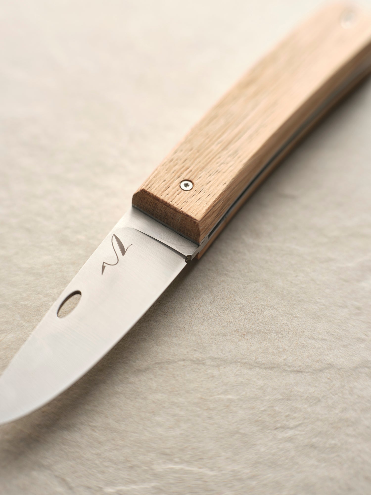 Couteau pliant artisanal en bois