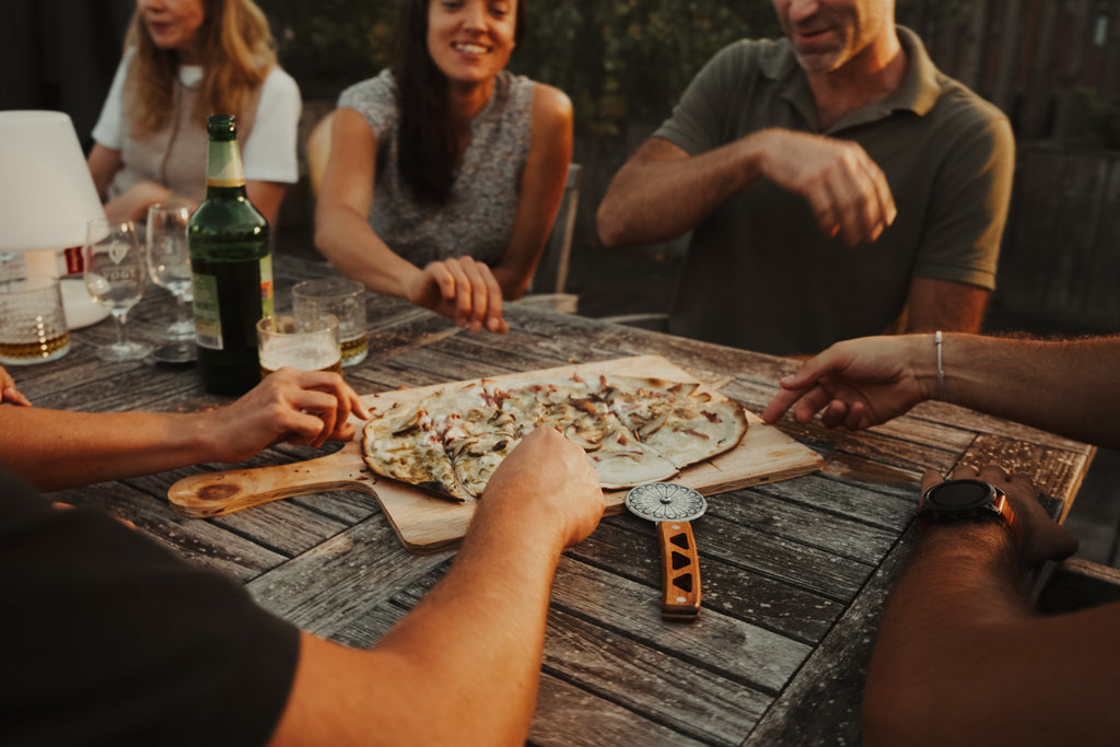tarte flambée partagée entre amis