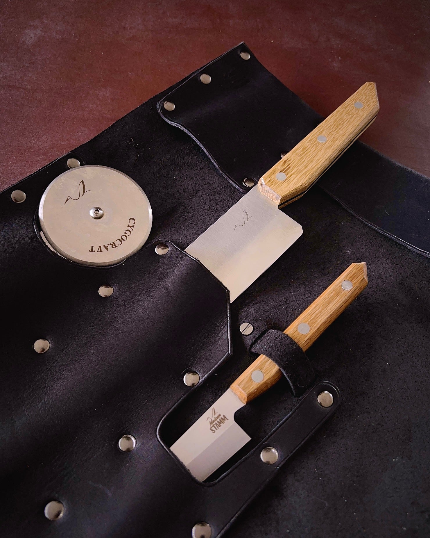 Trousse de rangement en cuir noir 